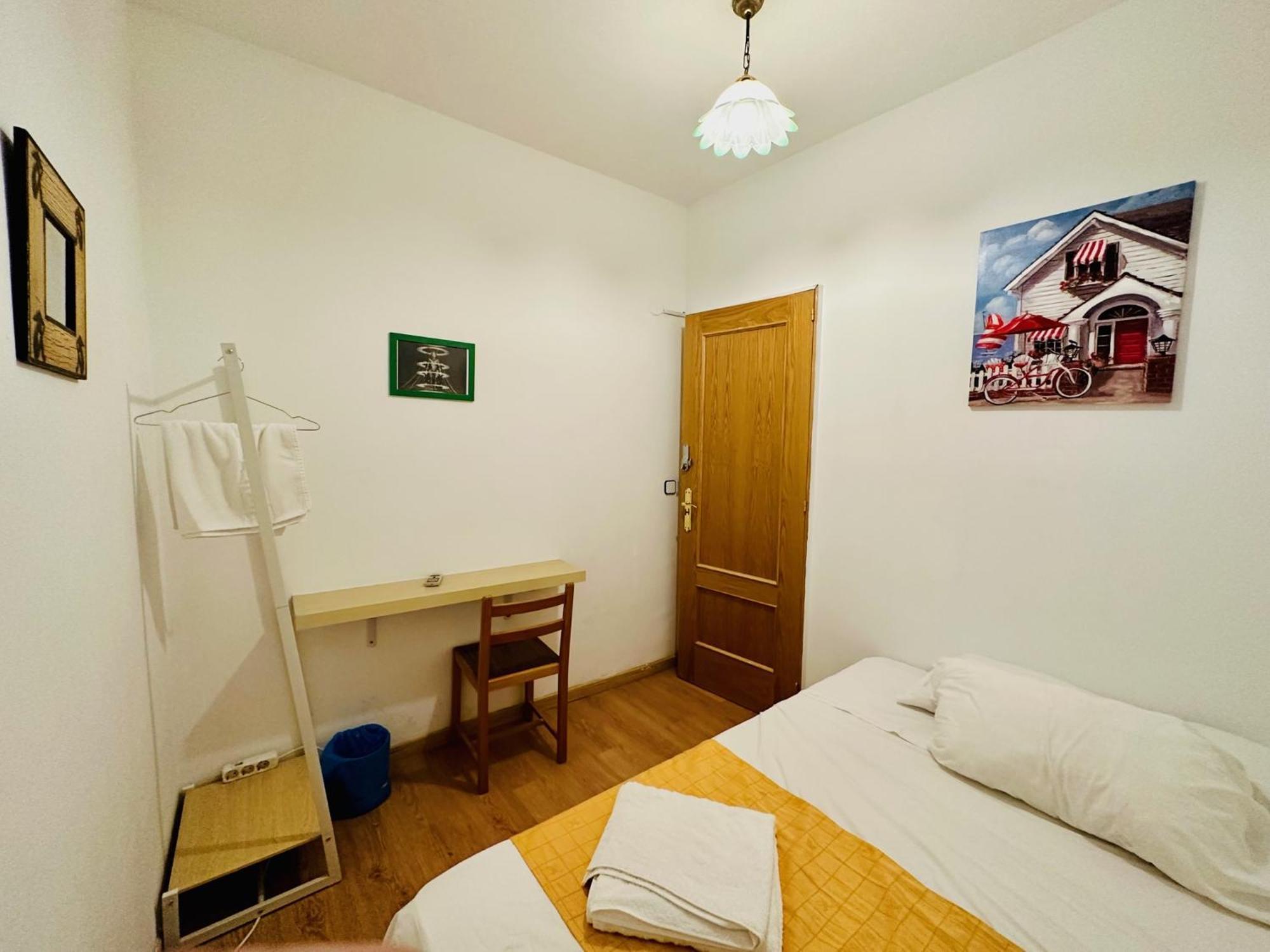 Punta Me Rooms In The Best Location Of Madrid Downtown Exterior photo
