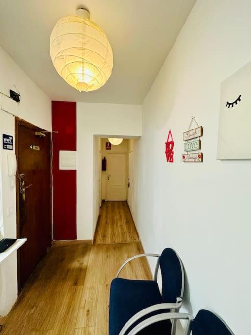 Punta Me Rooms In The Best Location Of Madrid Downtown Exterior photo
